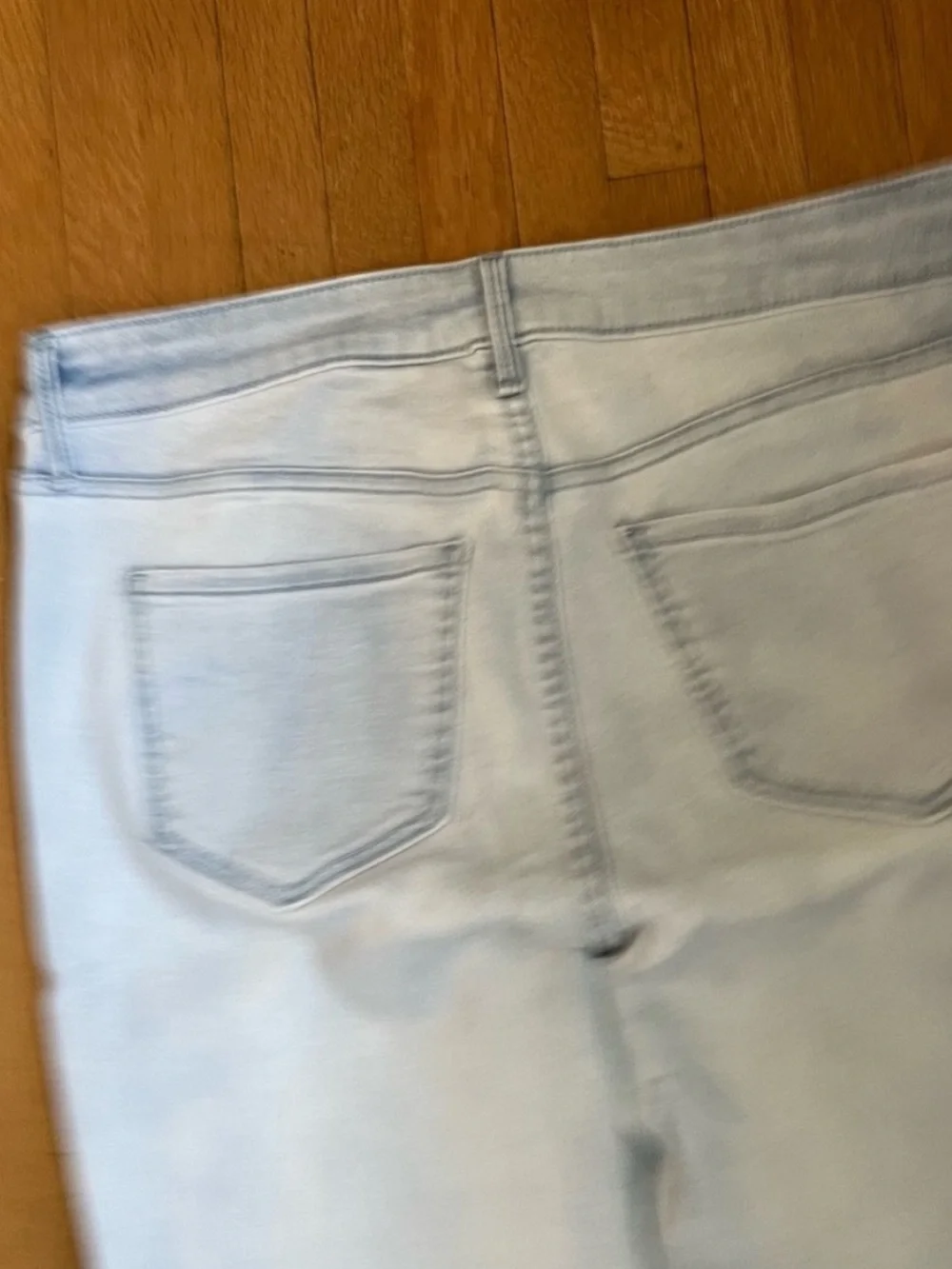 Old Navy Women’s 10 Tall Light Wash Skinny Classic Pale Blue Raw Hem Denim Jeans